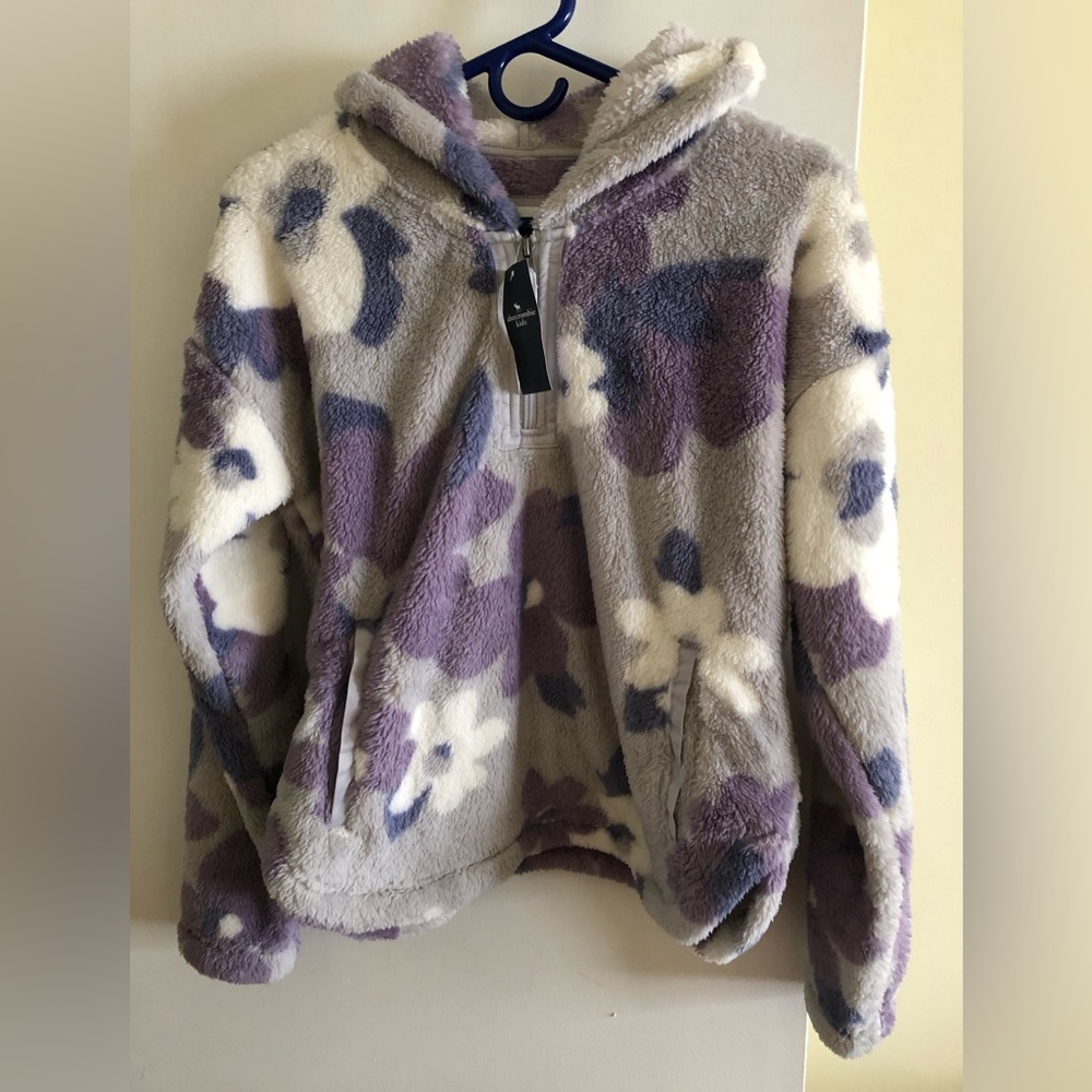 Abercrombie kid’s girl fleece sweatshirt